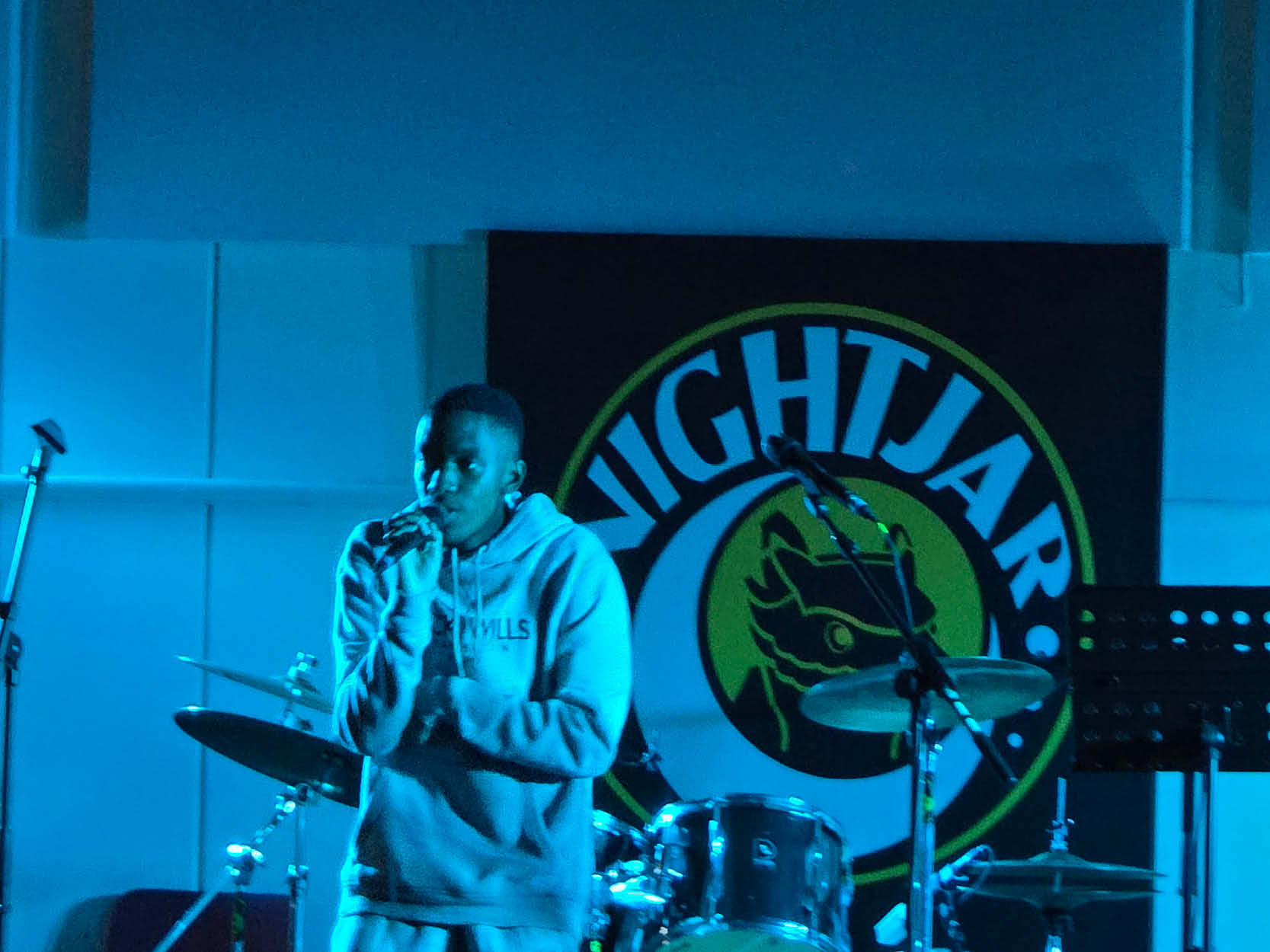 Lighthouse live2