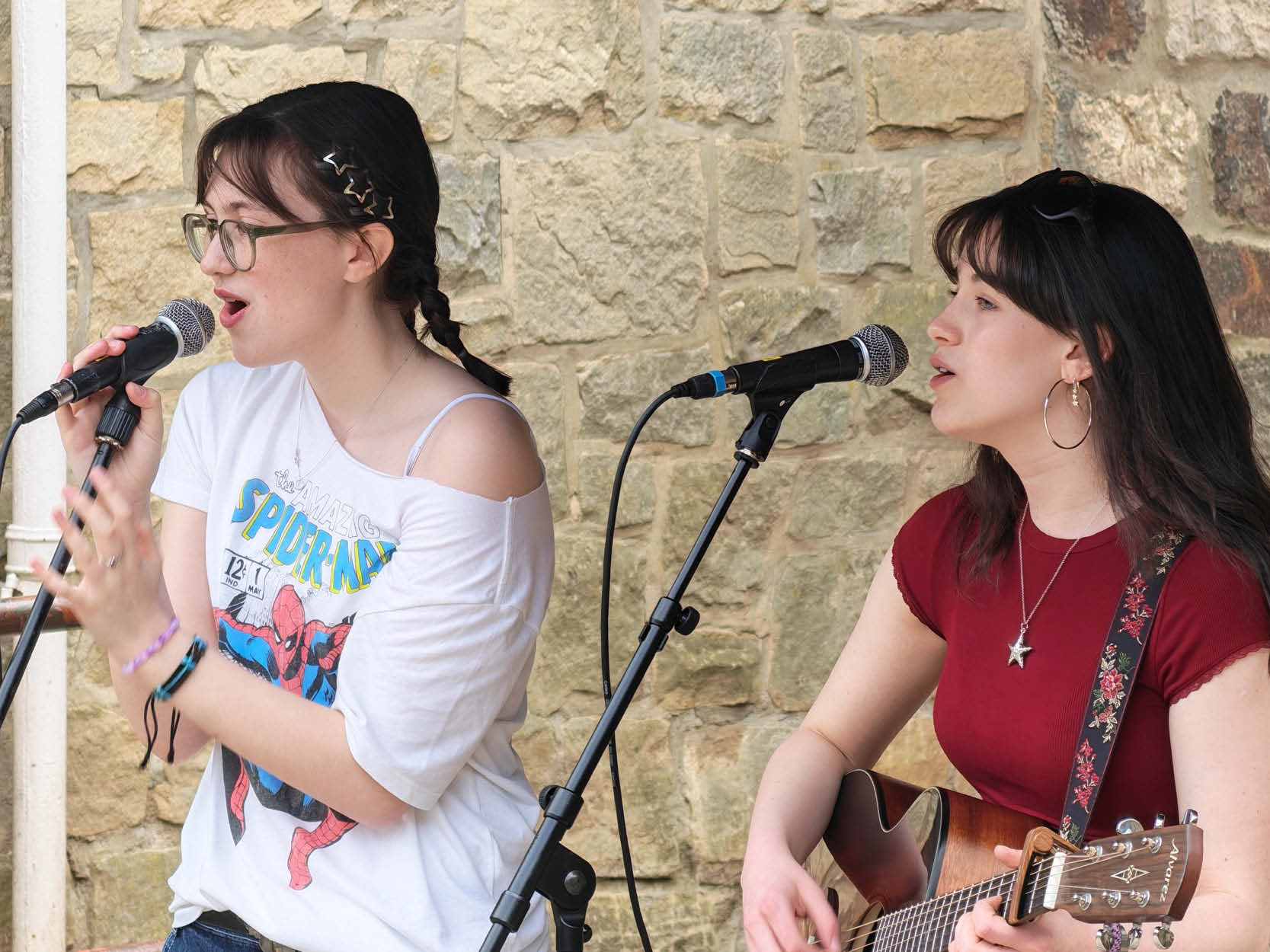 Lighthouse live6